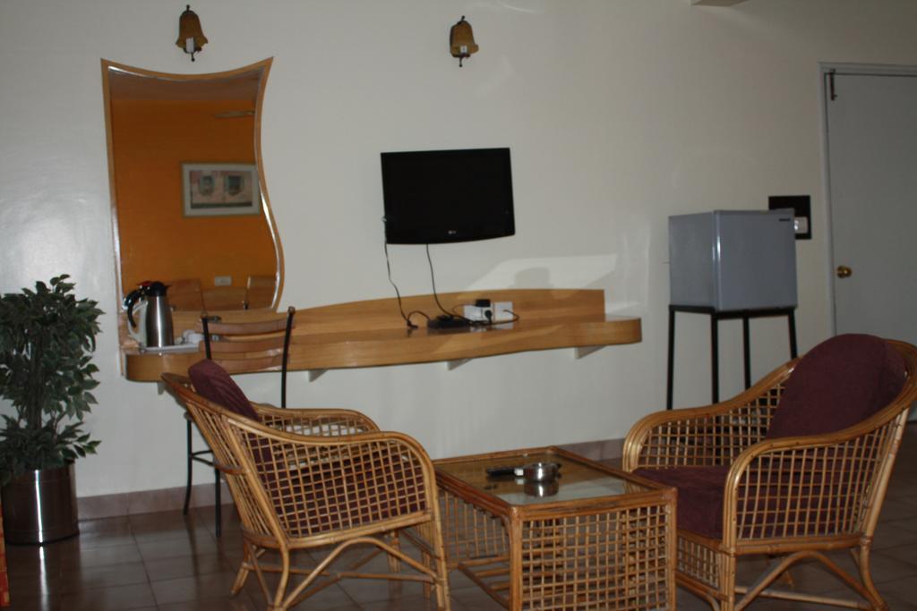 Tom'S Hotel Bangalore Ngoại thất bức ảnh