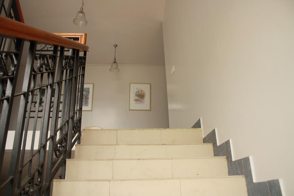 Tom'S Hotel Bangalore Ngoại thất bức ảnh