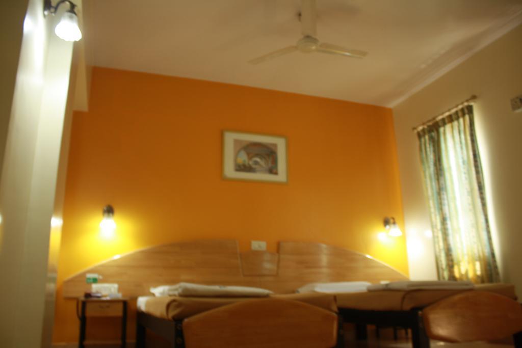 Tom'S Hotel Bangalore Ngoại thất bức ảnh