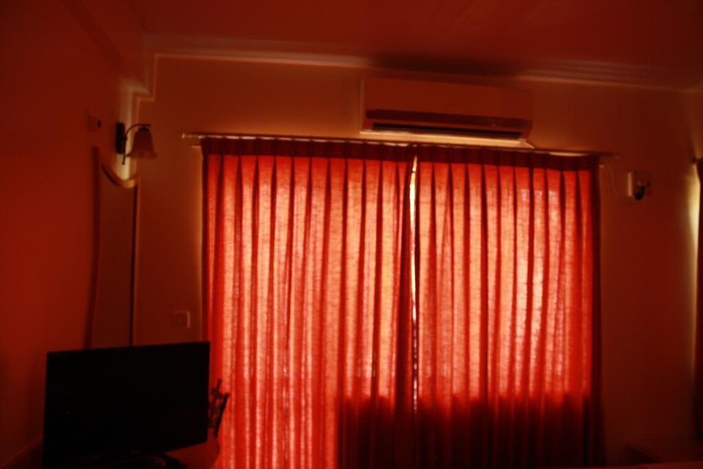 Tom'S Hotel Bangalore Ngoại thất bức ảnh