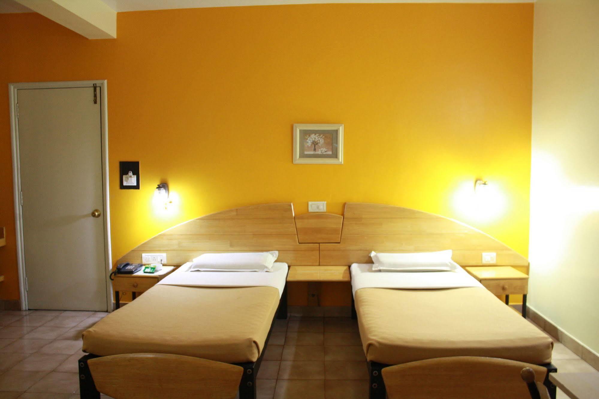 Tom'S Hotel Bangalore Ngoại thất bức ảnh